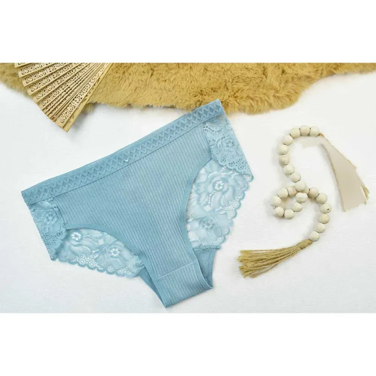 شورت زنانه کبریتی پشت دانتل سایز M L XL تولید چین